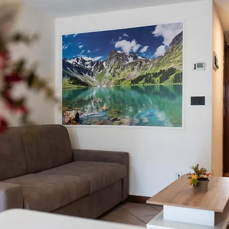 Valmaison - Your In The Historic Center Apartment Aosta